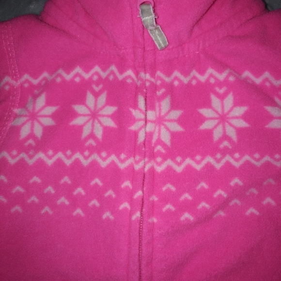 5/$20 Baby girl Carter's vest snowflakes 6 months - Picture 3 of 16